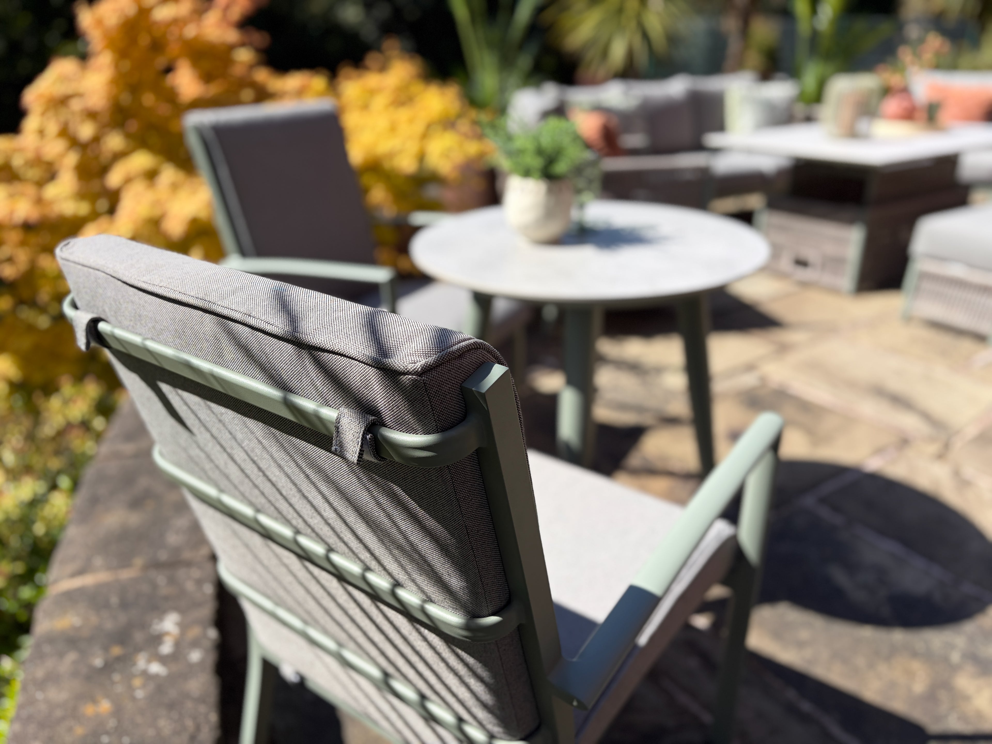 Loom Oasis Bistro Set