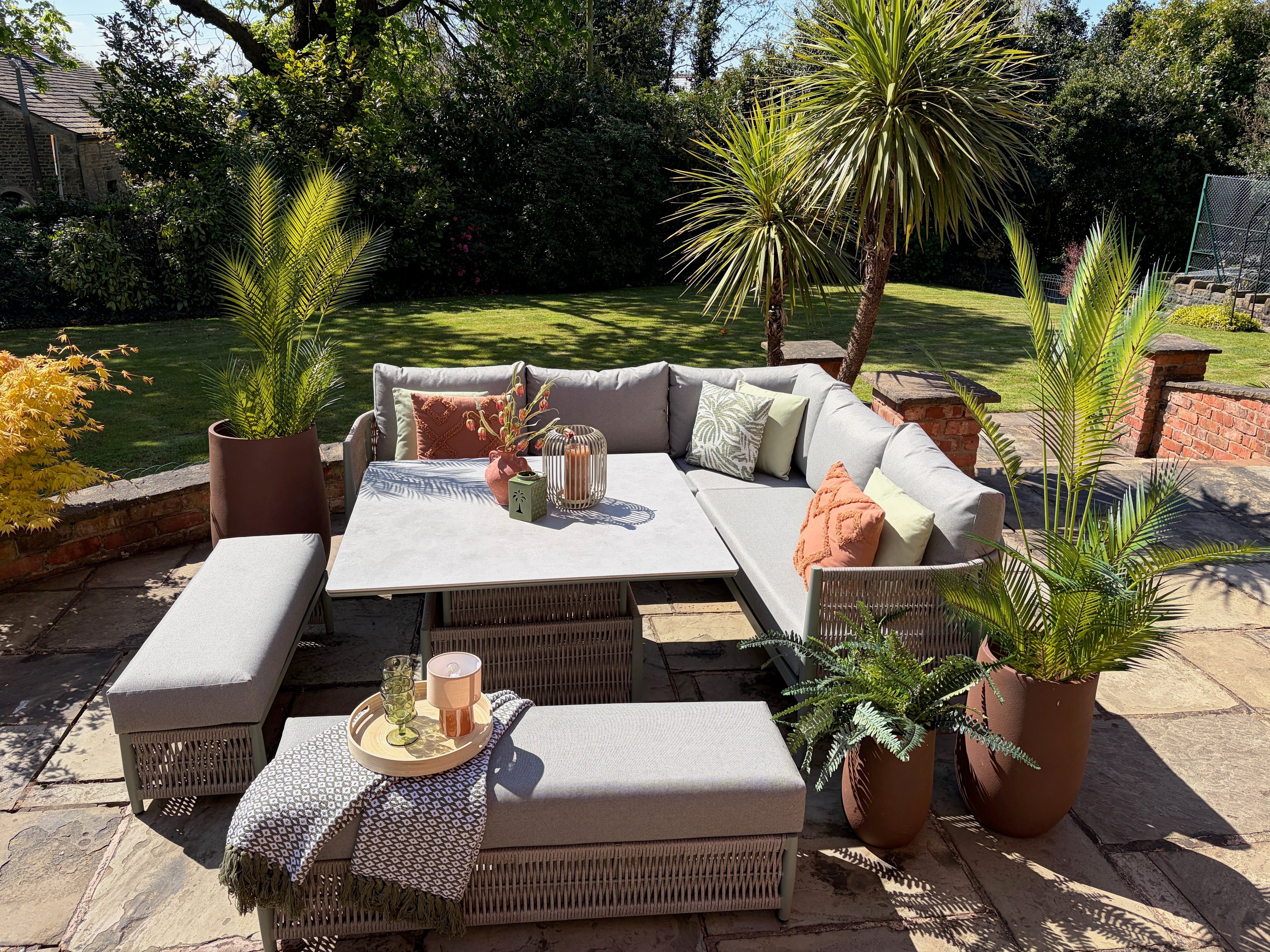 Loom Oasis Corner Sofa Set with height adjustable table