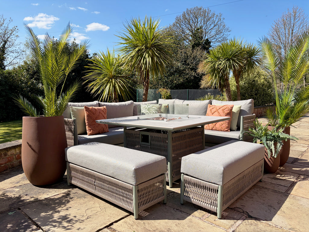 Loom Oasis Corner Firepit Set