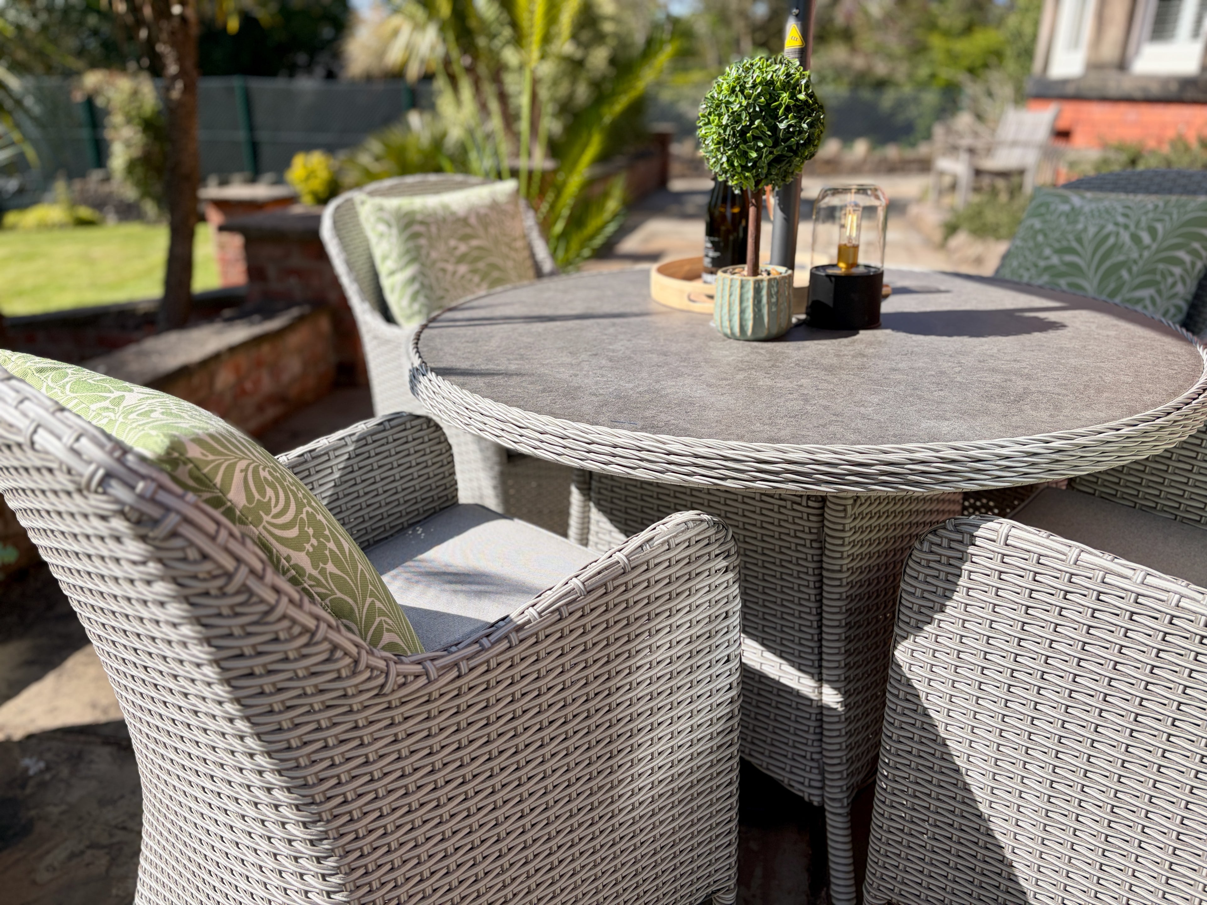 Raya Stone 4 Seat Set