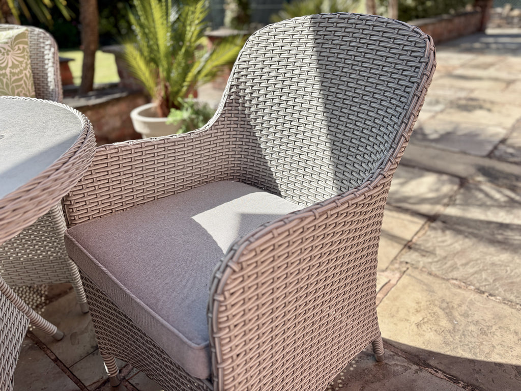 Raya Stone 4 Seat Set
